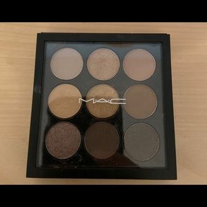 Mac eyeshadow palette
